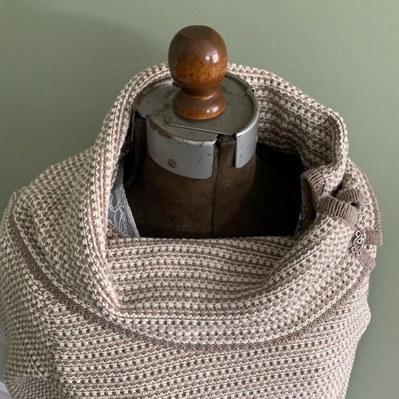 Willi smith oversized turtle neck sweater sz sm. Heavy knit with two tone. NWOT - Picture 6 of 13